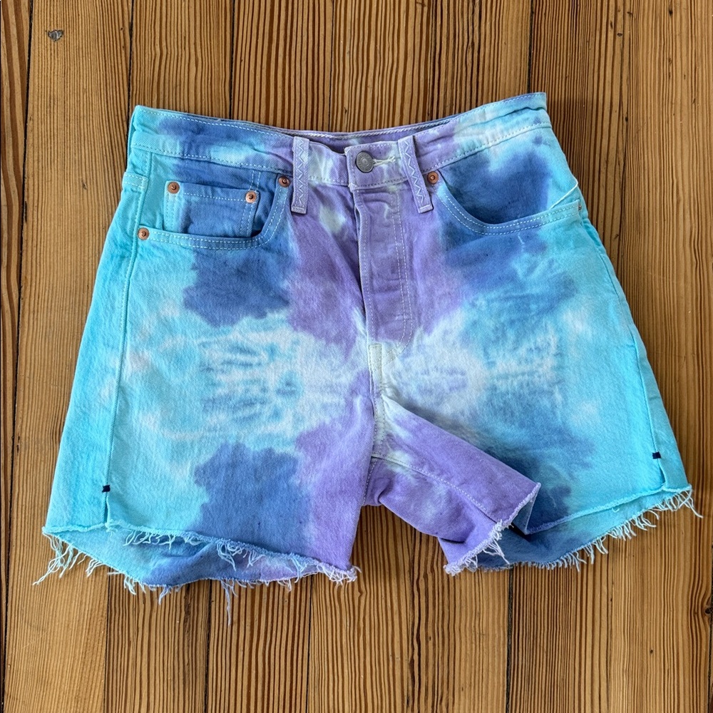 Levi’s Tie-Dye Denim Shorts